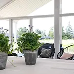 Сasa de vacaciones 4 Star Holiday Home In Vaeggerlose