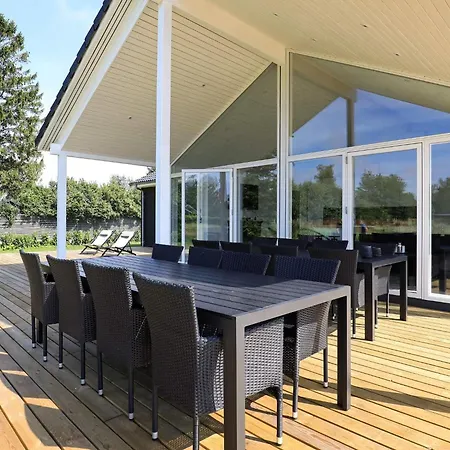 Feriehus 4 Star In Vaeggerlose